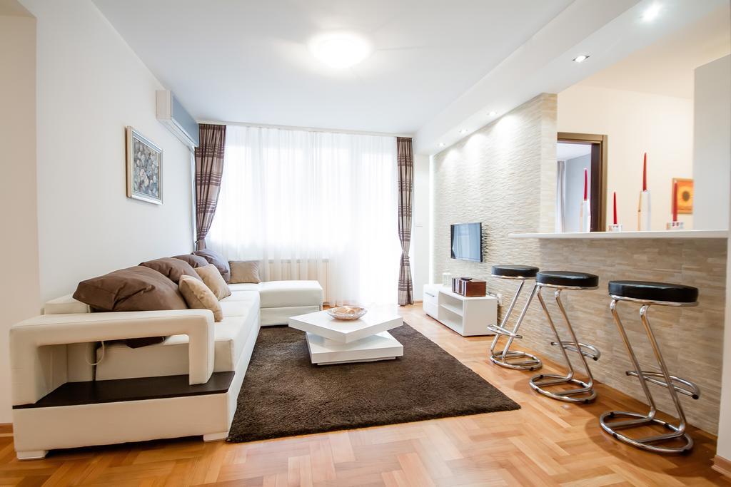 Apartments King Milan, City Center Belgrad Rum bild