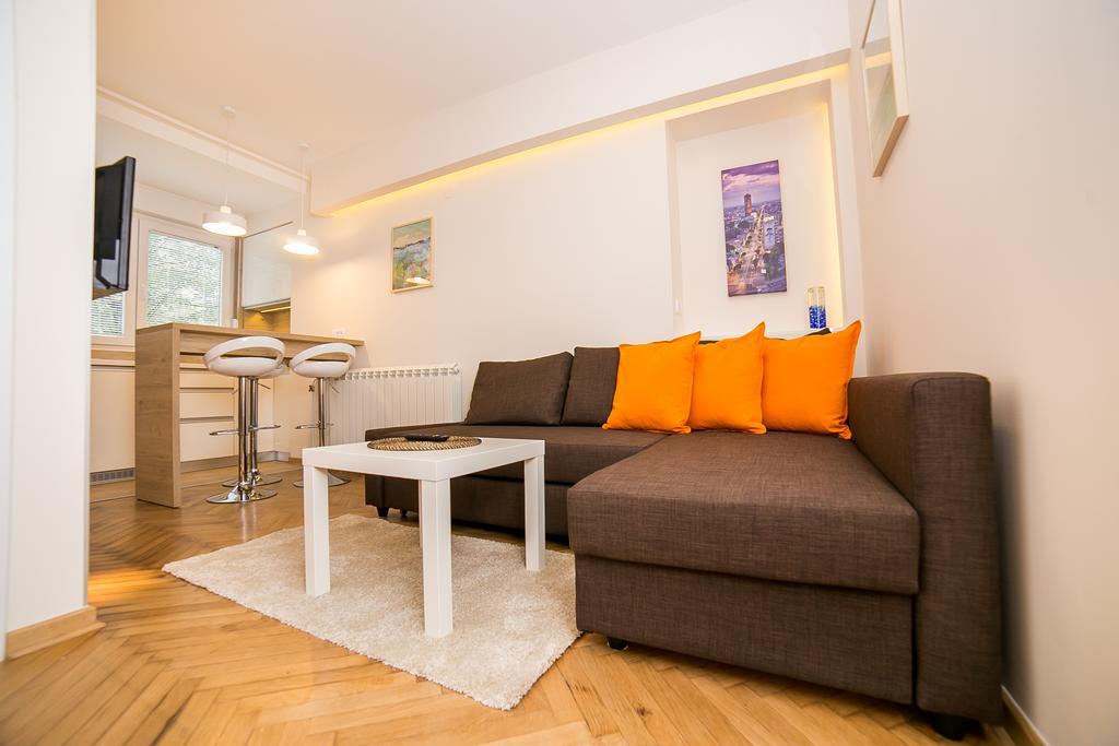 Apartments King Milan, City Center Belgrad Exteriör bild