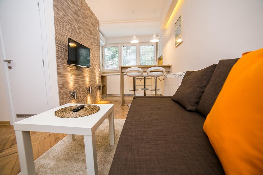 Apartments King Milan, City Center Belgrad Exteriör bild