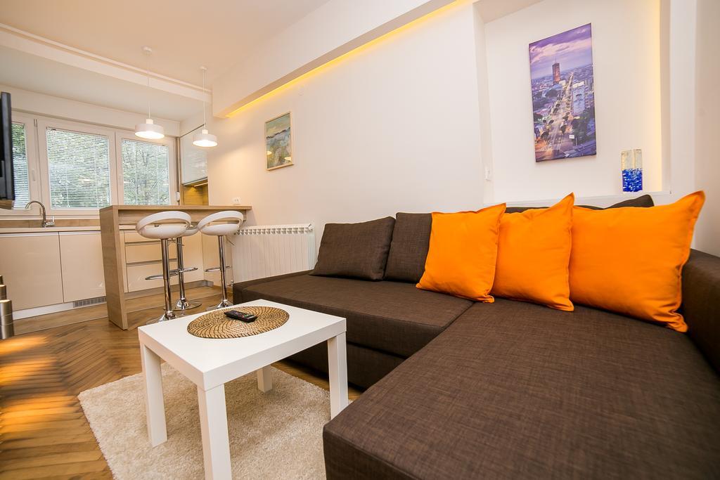 Apartments King Milan, City Center Belgrad Exteriör bild