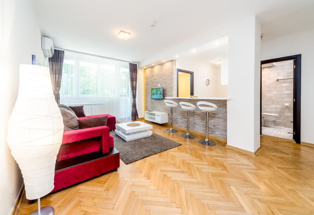 Apartments King Milan, City Center Belgrad Exteriör bild