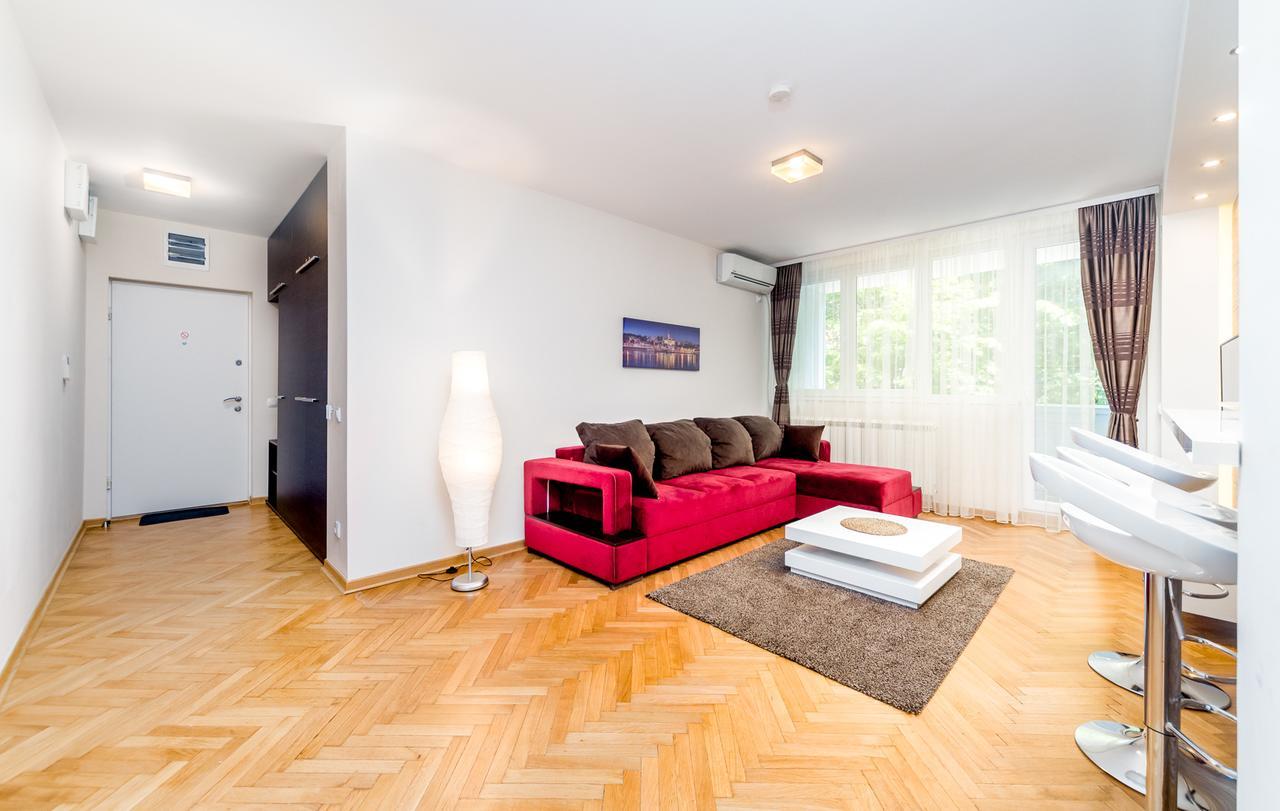 Apartments King Milan, City Center Belgrad Exteriör bild